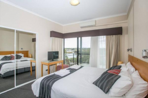 Perth Ascot Sub Penthouse Spectacular 240 degree River and City Views ,